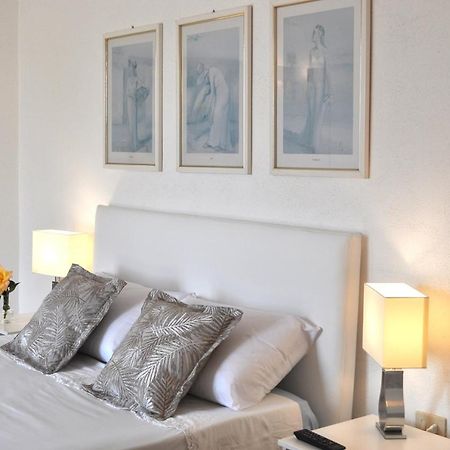 Villa Luce B&B Olbia Exteriör bild