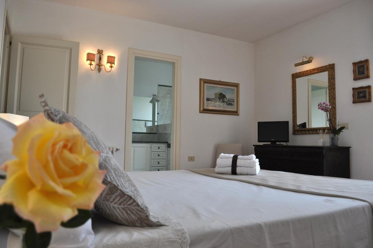 Villa Luce B&B Olbia Exteriör bild